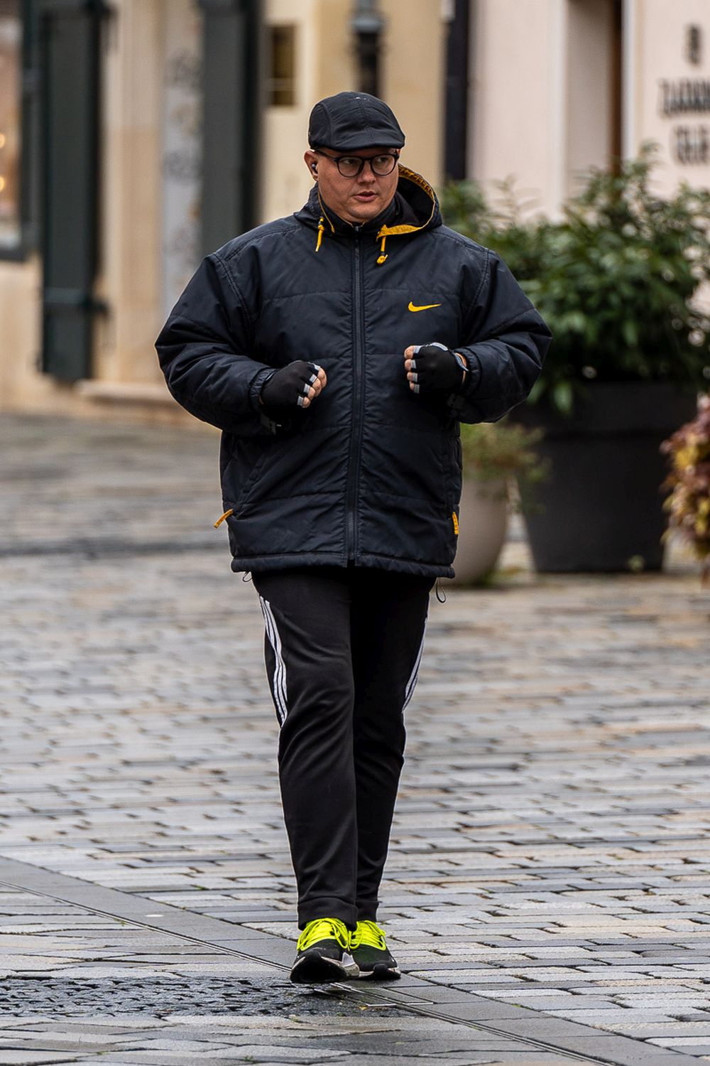 Image 5896317 (auto)