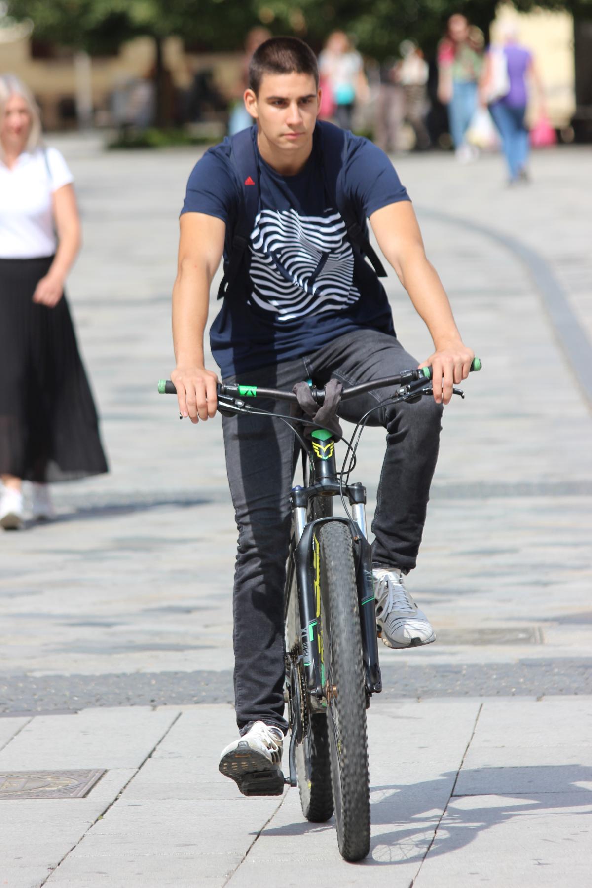 Image 5417970 (auto)