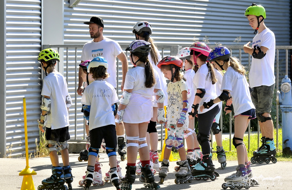 ŠKOLA ROLANJA Oko 130 djece naučilo rolati, s njima po prvi puta i roditelji