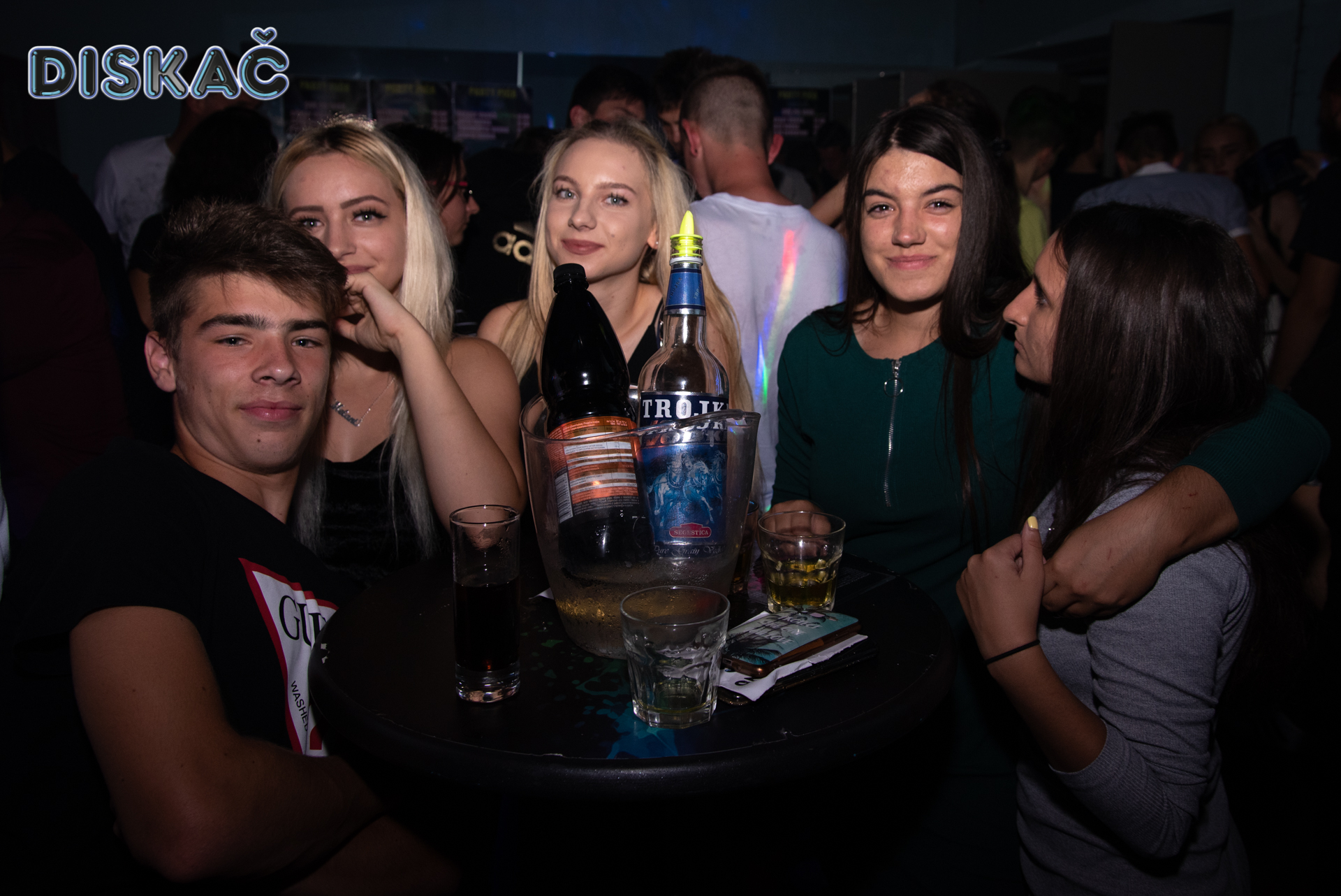 Image 3994425 (auto)