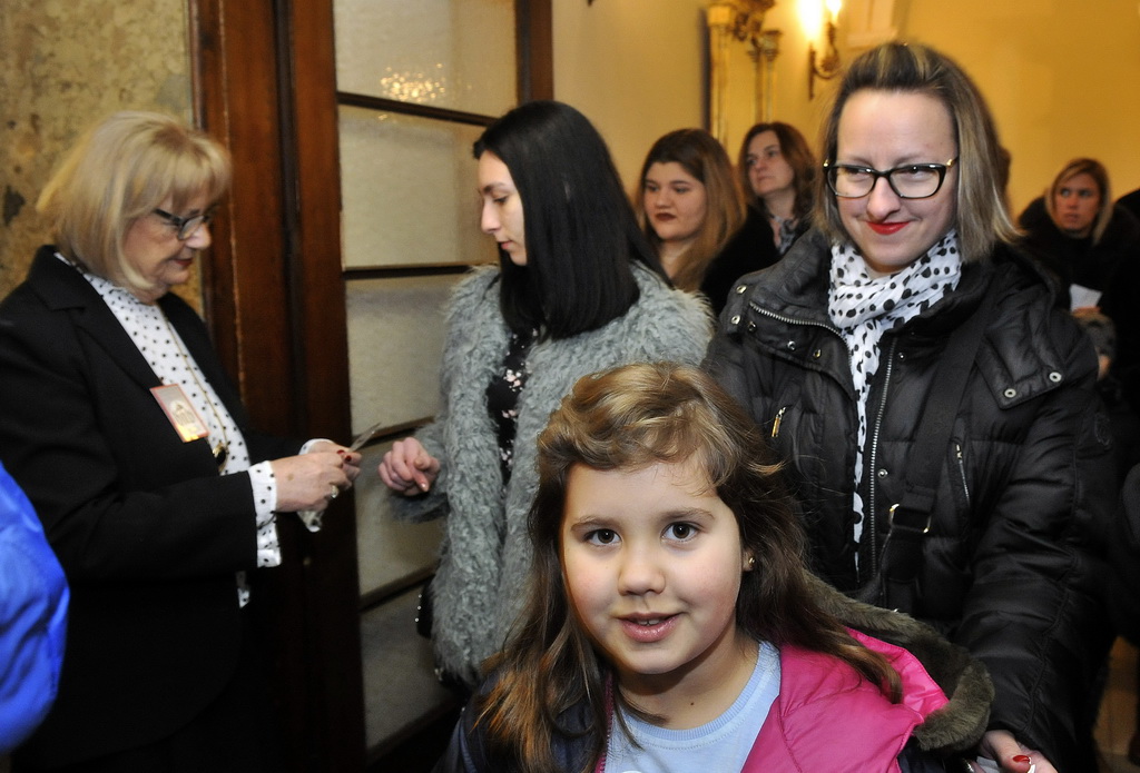 Praizvedba predstave Trojica u Trnju