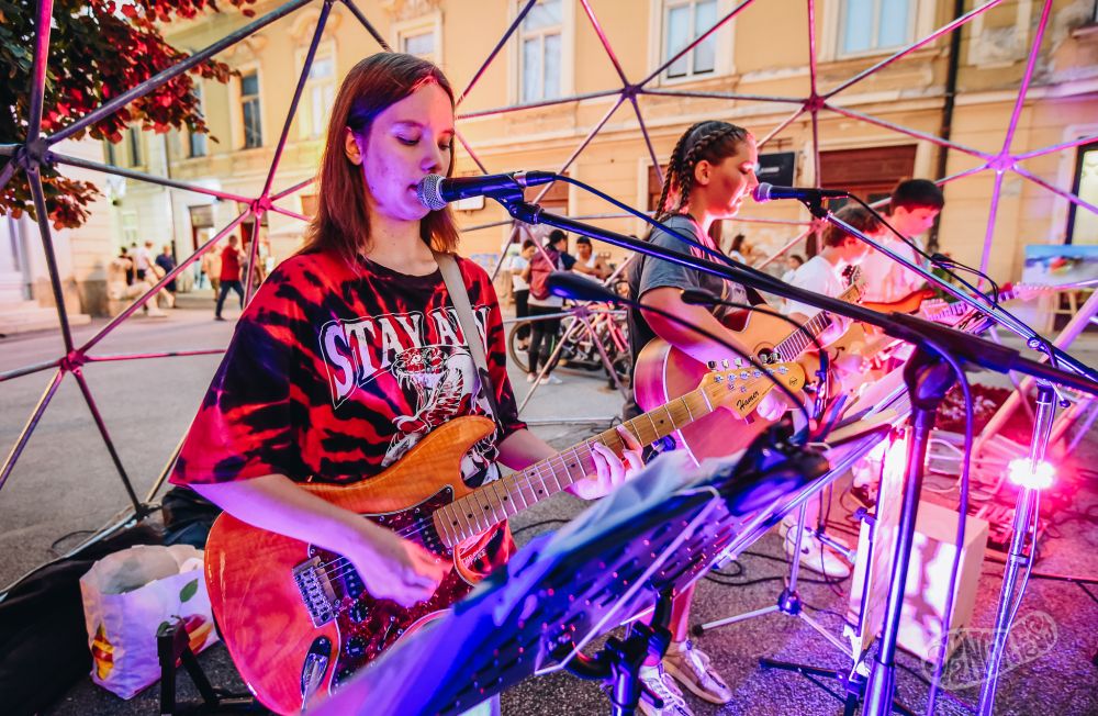 Image 5814155 (auto)