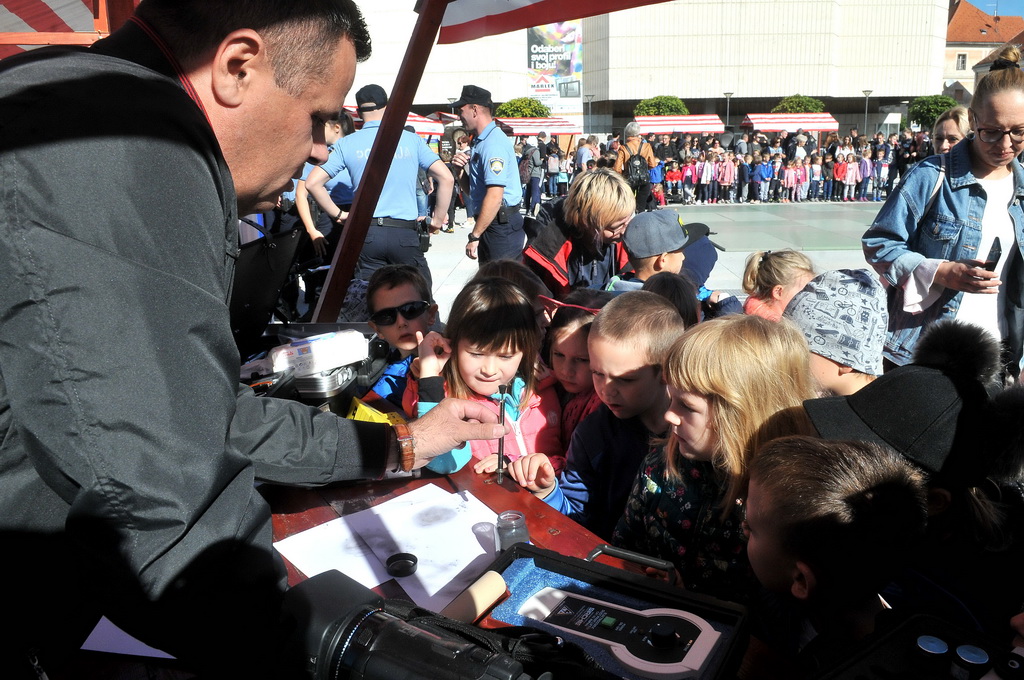 Policijska vježba, Dan policije