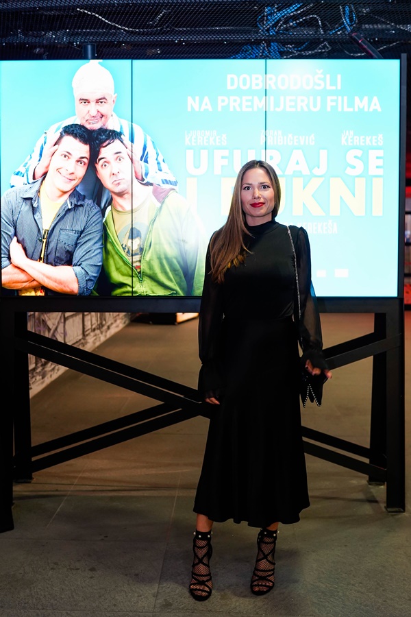 Ufuraj se i pukni, premijera Zagreb