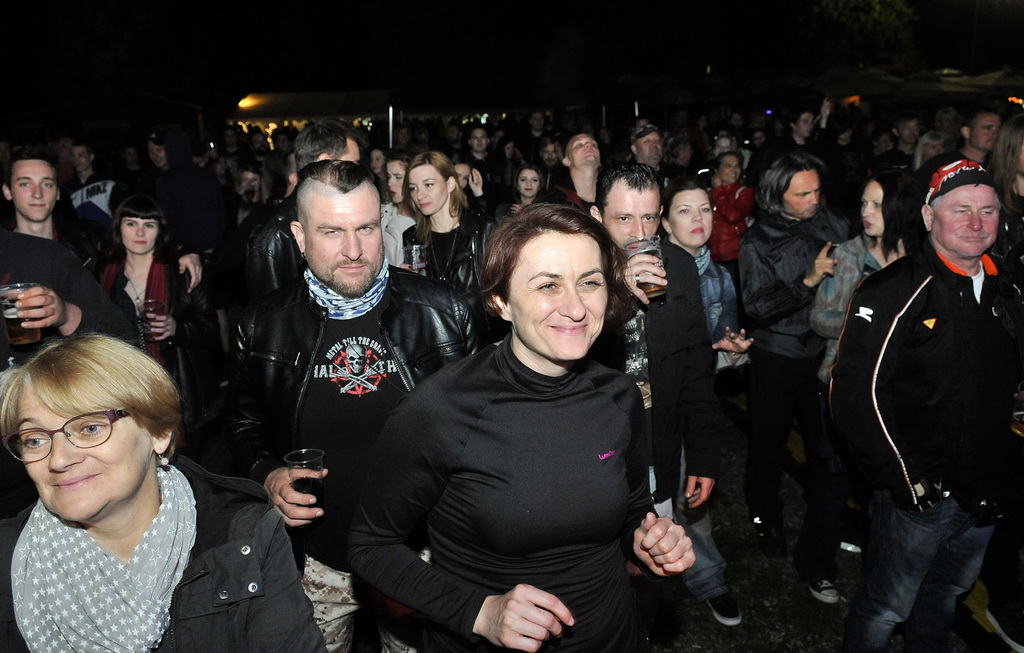Psihomodo pop na motorijadi u Biškupcu