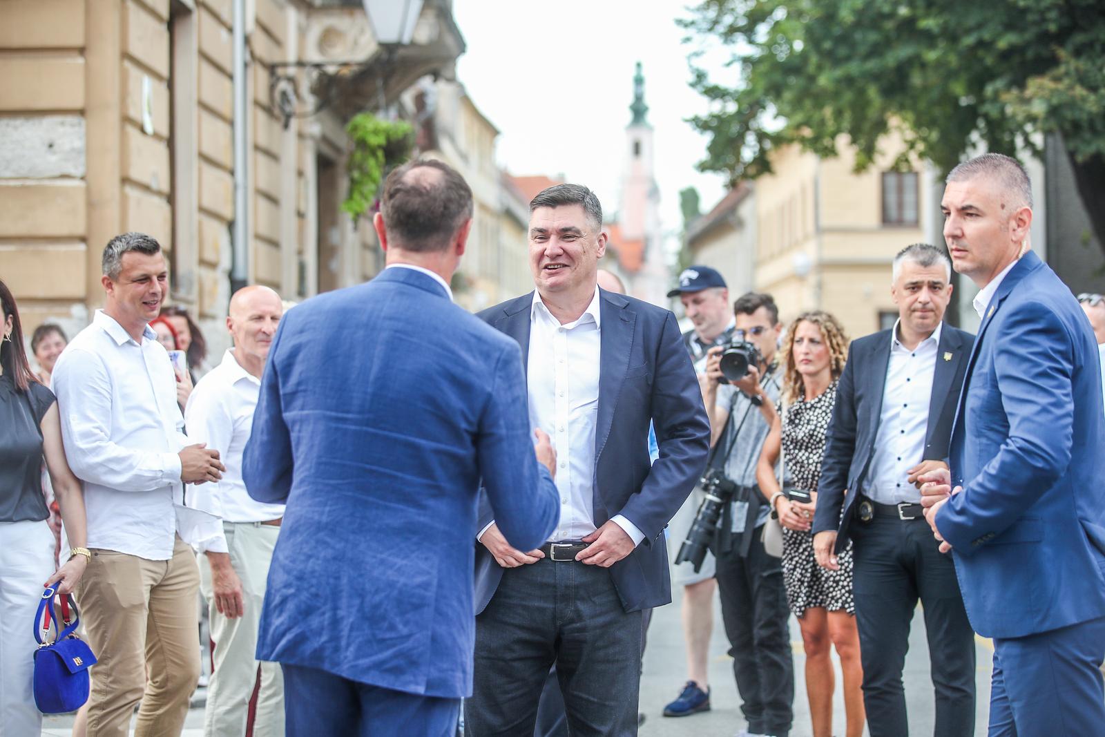 Image 5811759 (auto)