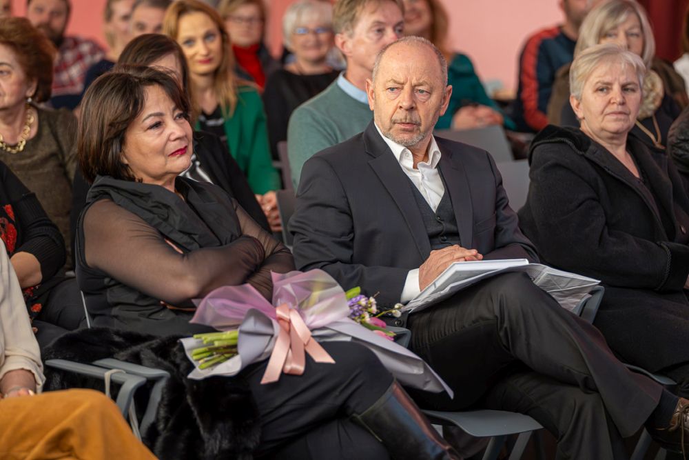 Vesna Haluga, predstavljanje knjige Znamen