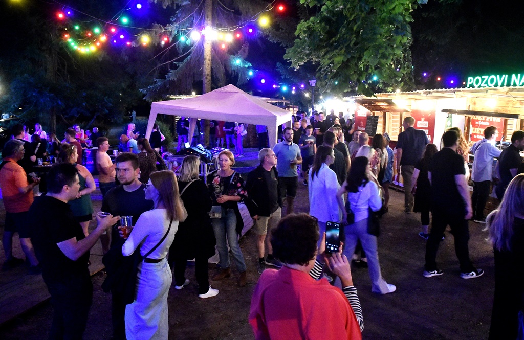 Image 5718249 (auto)