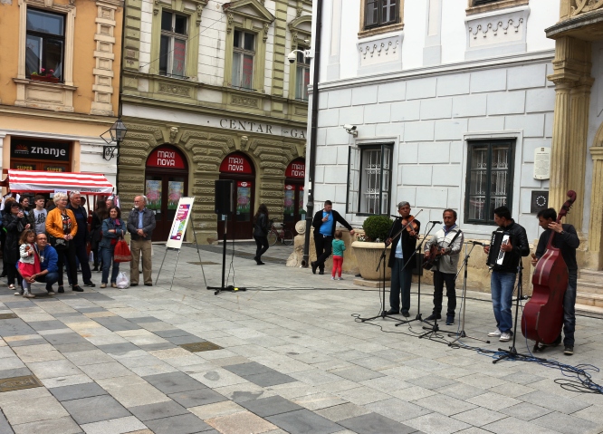 Image 3612405 (auto) Image 3612405 (auto)