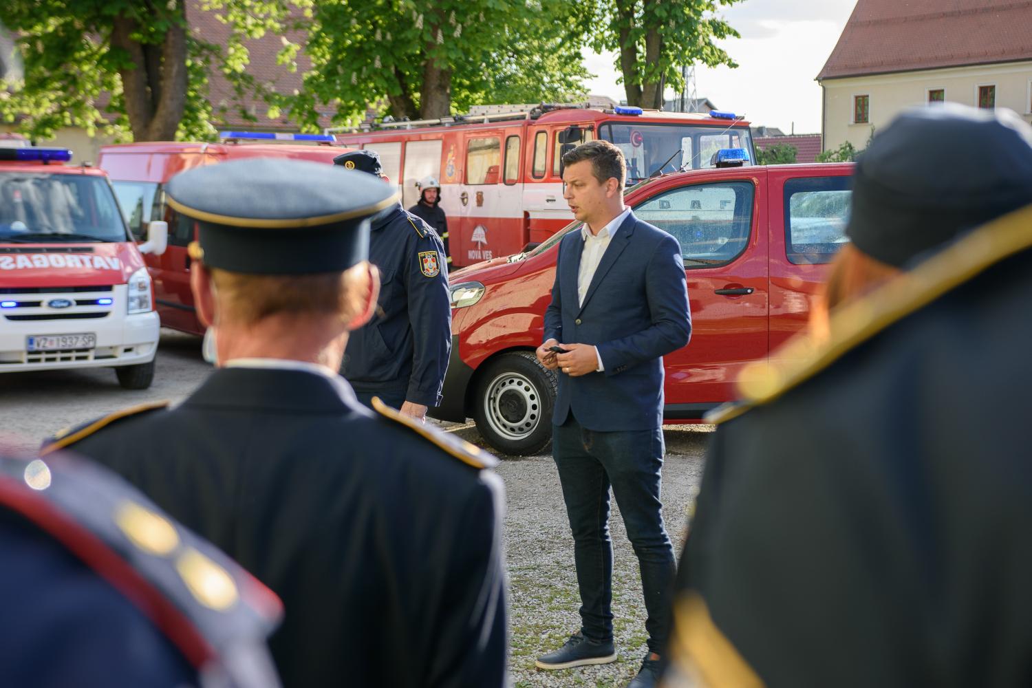 Image 4908816 (auto)