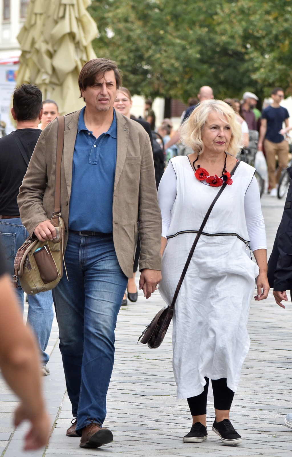 Image 5854159 (auto)