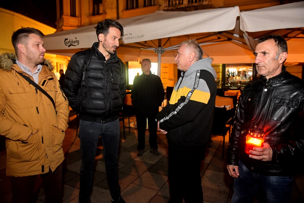 prosvjed antivakseri