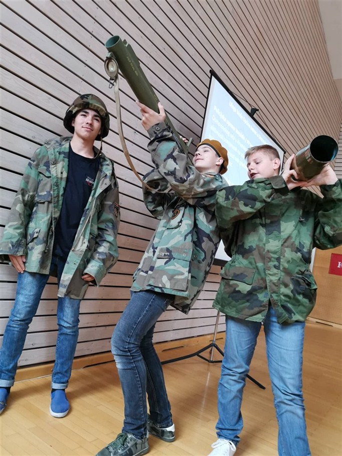 Image 3651207 (auto)