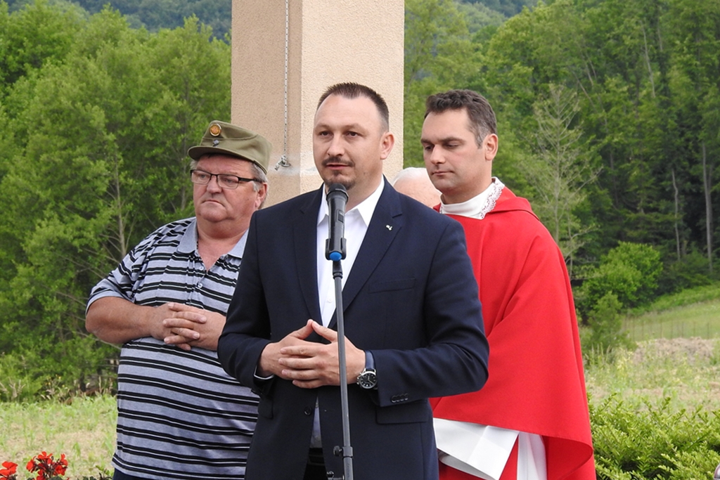 Image 4499618 (auto)