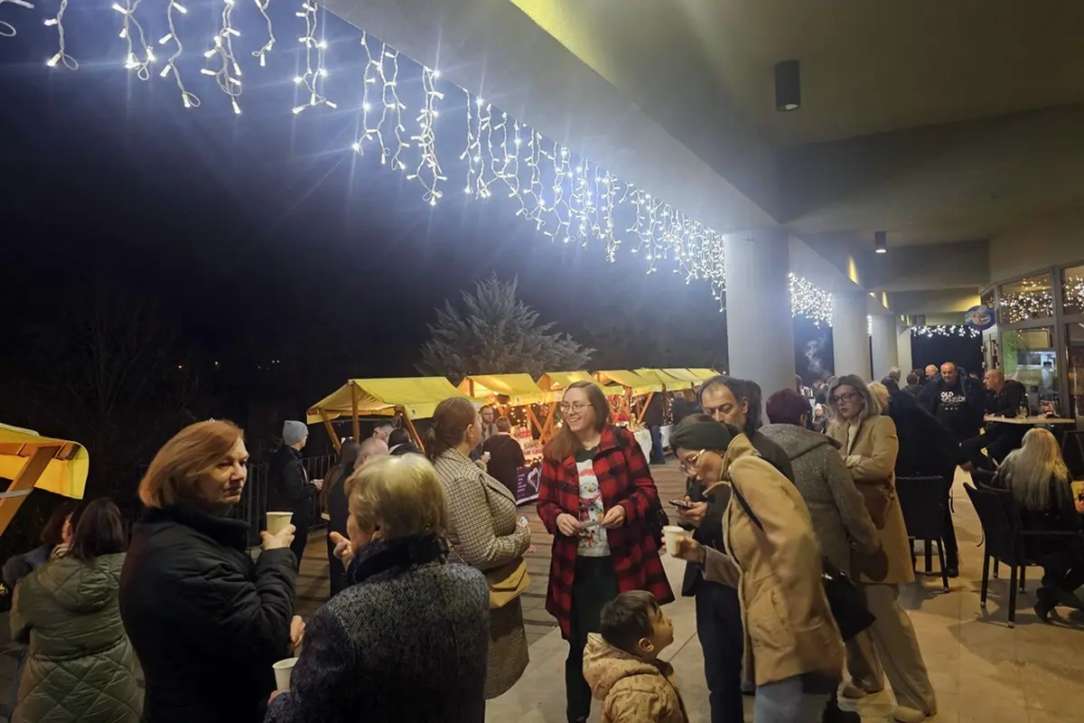 advent v marofu (2) advent v marofu (2)