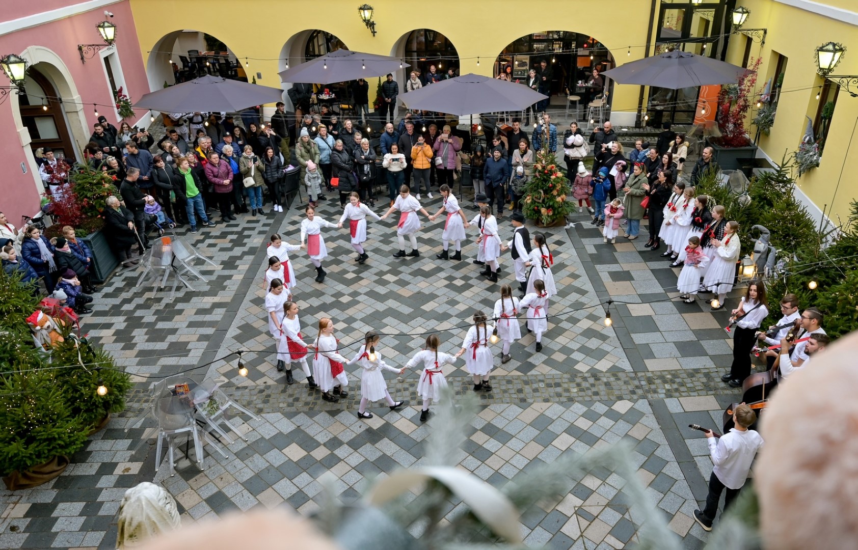 advent_s_pricom_atrij_druga_subota_prosinac_2025 (1)