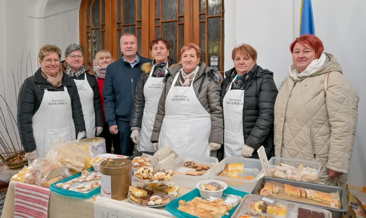 advent_u_atriju_kolaci_sarma_zaklada_vita_2025 (15)