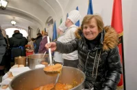 advent_u_atriju_kolaci_sarma_zaklada_vita_2025 (15_1)