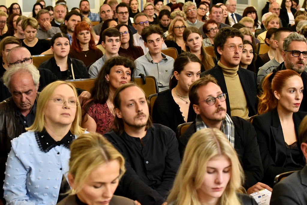 Image 5848683 (auto)