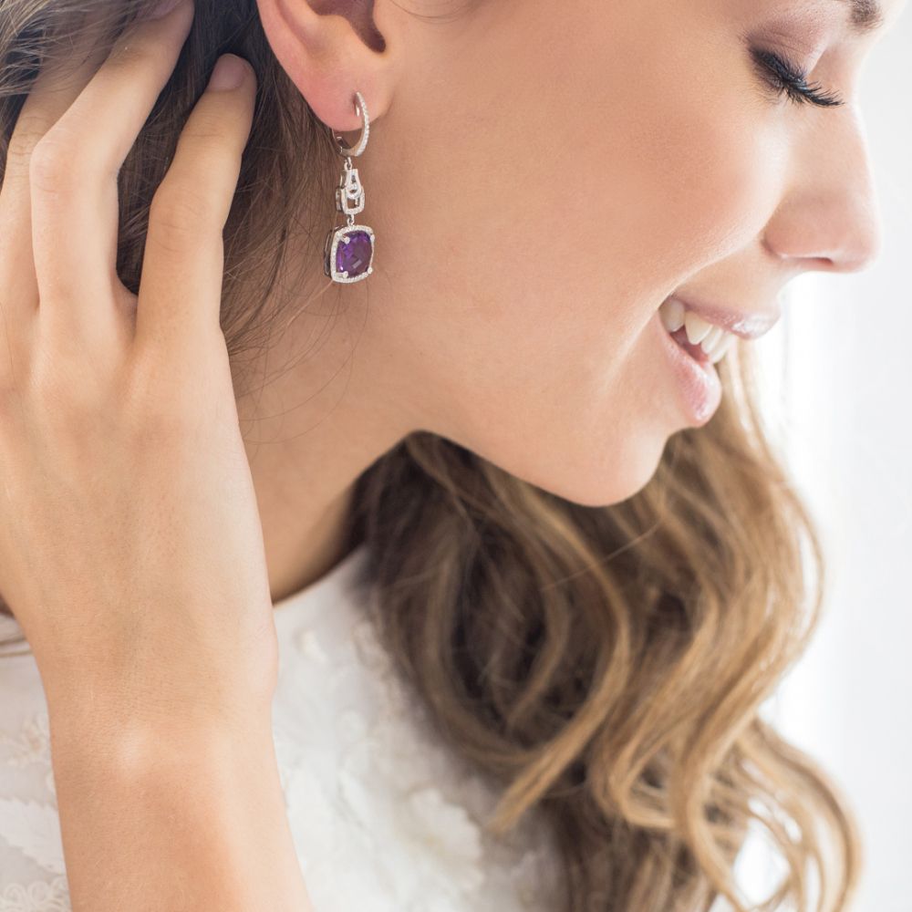 zlatnenausnicesabriljantimaiame