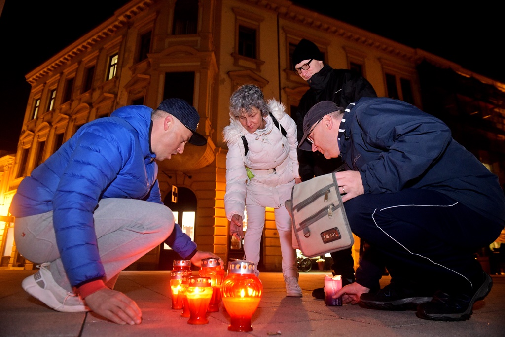 prosvjed antivakseri