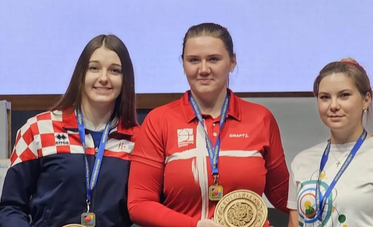 amanda mlinaric amanda mlinaric