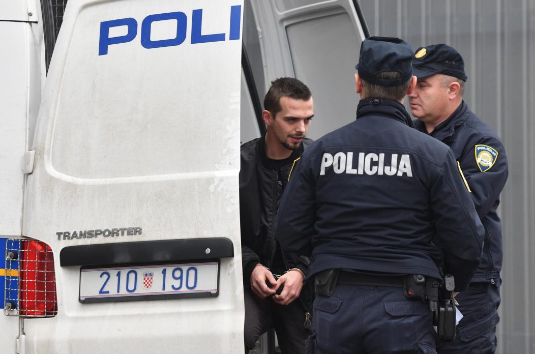 Varaždin: Antonija Lajtmana, osumnjičenog za ubojstvo Mihaela Lajtmana, dovode na ispitivanje