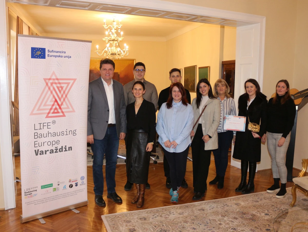 arhitekti beli kipi – foto grad varazdin 02