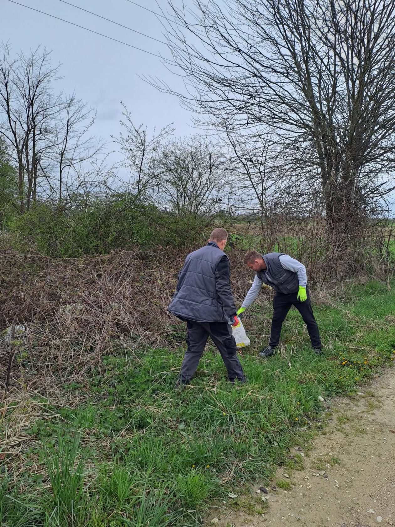 att.A6MhthL1WZfsuiCoVnVjFT7GHi0EGJCjVGzg8RNUWBs (1) att.A6MhthL1WZfsuiCoVnVjFT7GHi0EGJCjVGzg8RNUWBs (1)