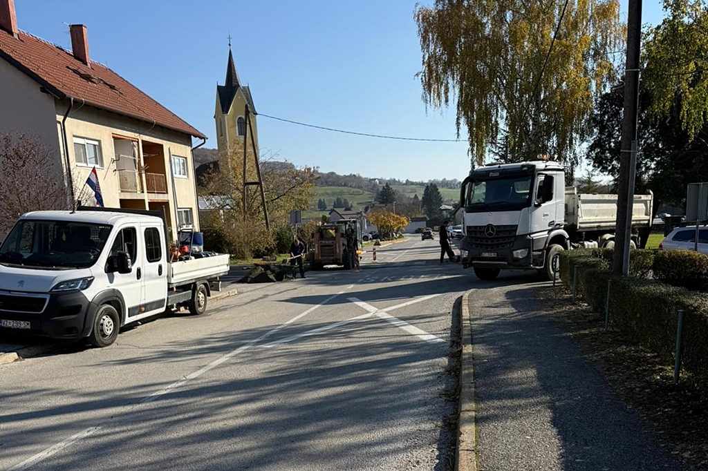 b.hum-pjesacki.jpg (1)