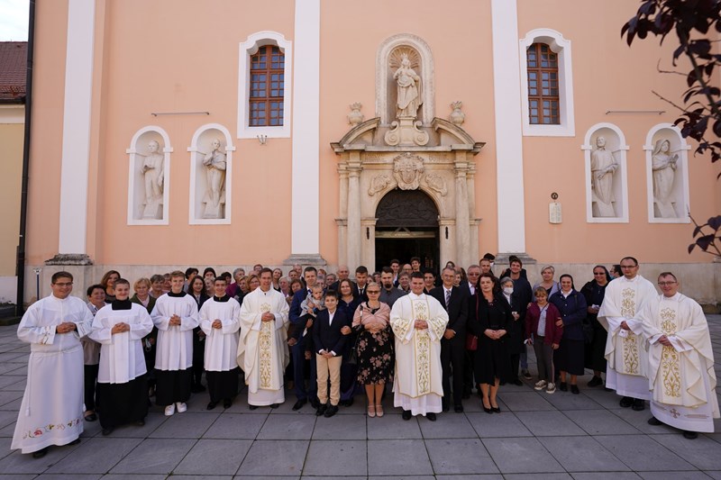 Image 4676534 (auto)