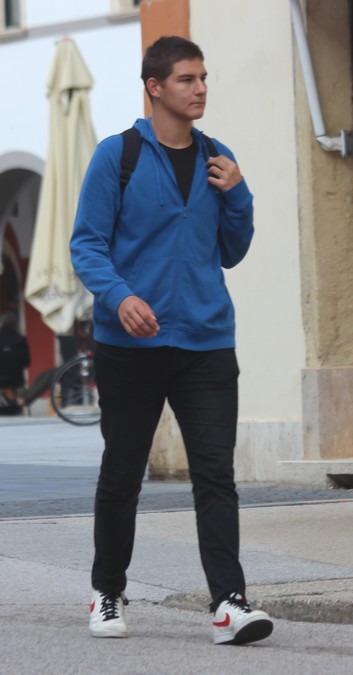 Image 5495482 (auto)