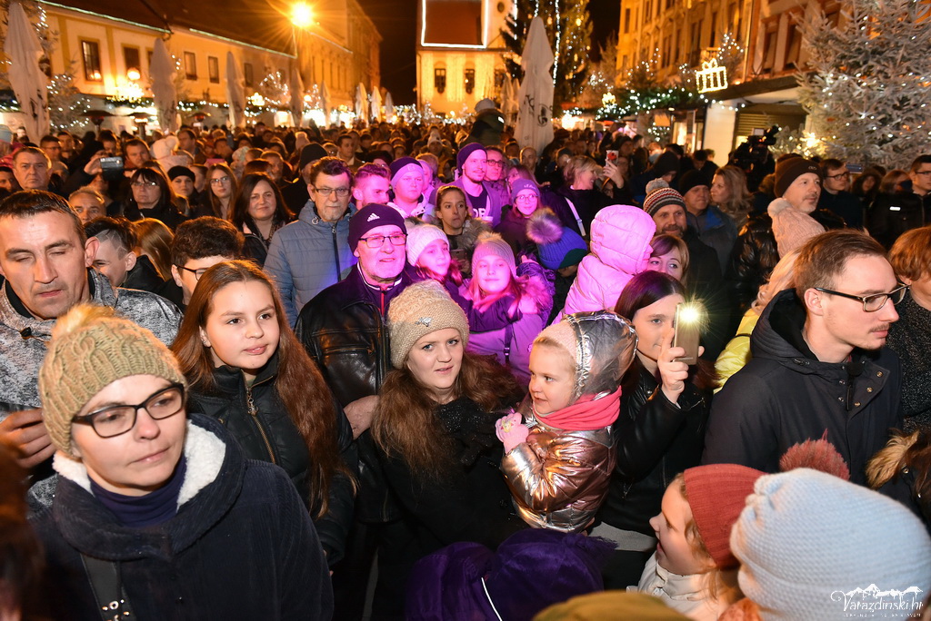 Crvena jabuka, Advent u Varaždinu 30.11.2019.