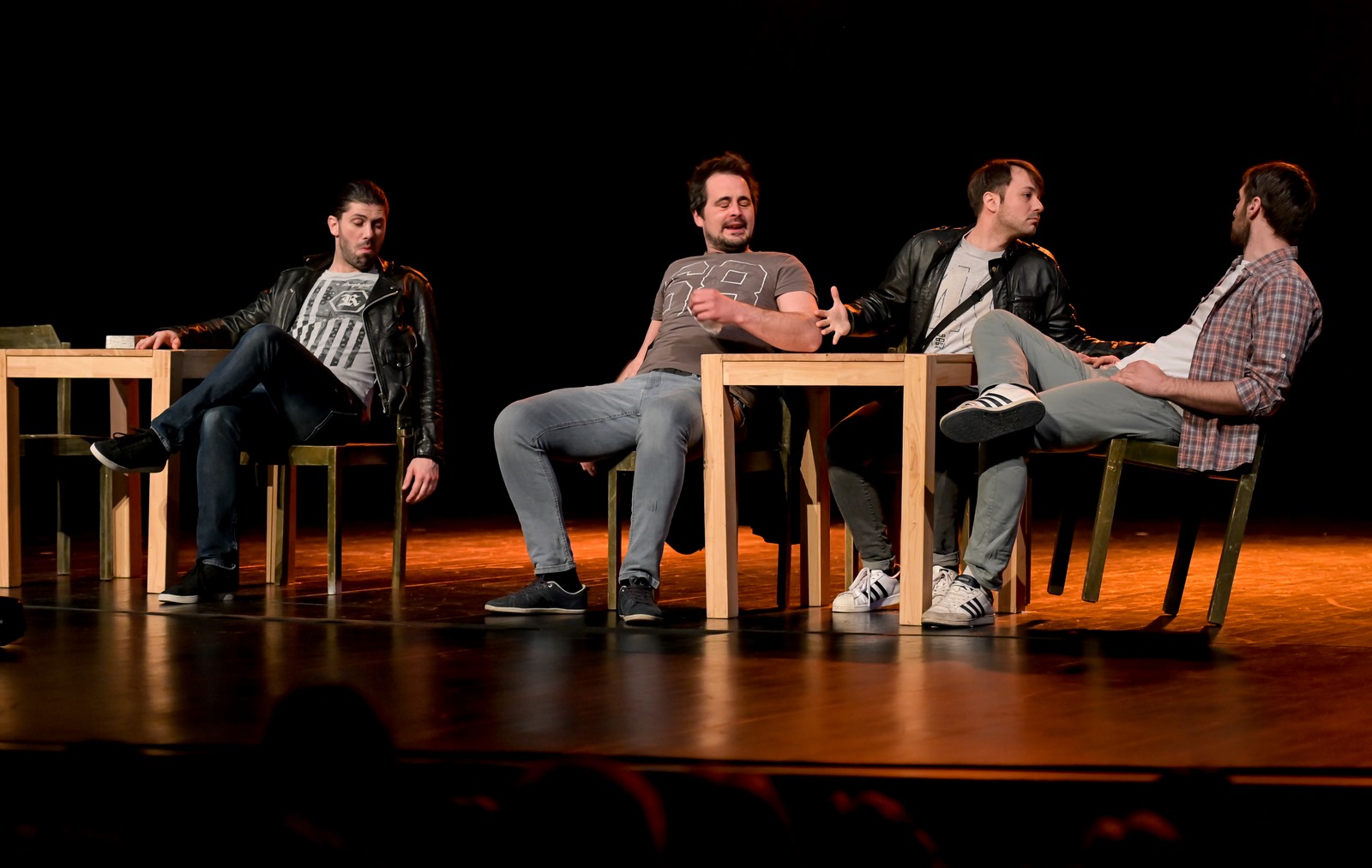 Tjedan smijeha, Kerekesh Teatar