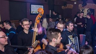 podroomcakovec0014780447