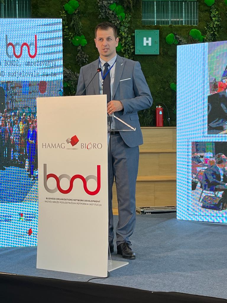 Image 5874491 (auto)