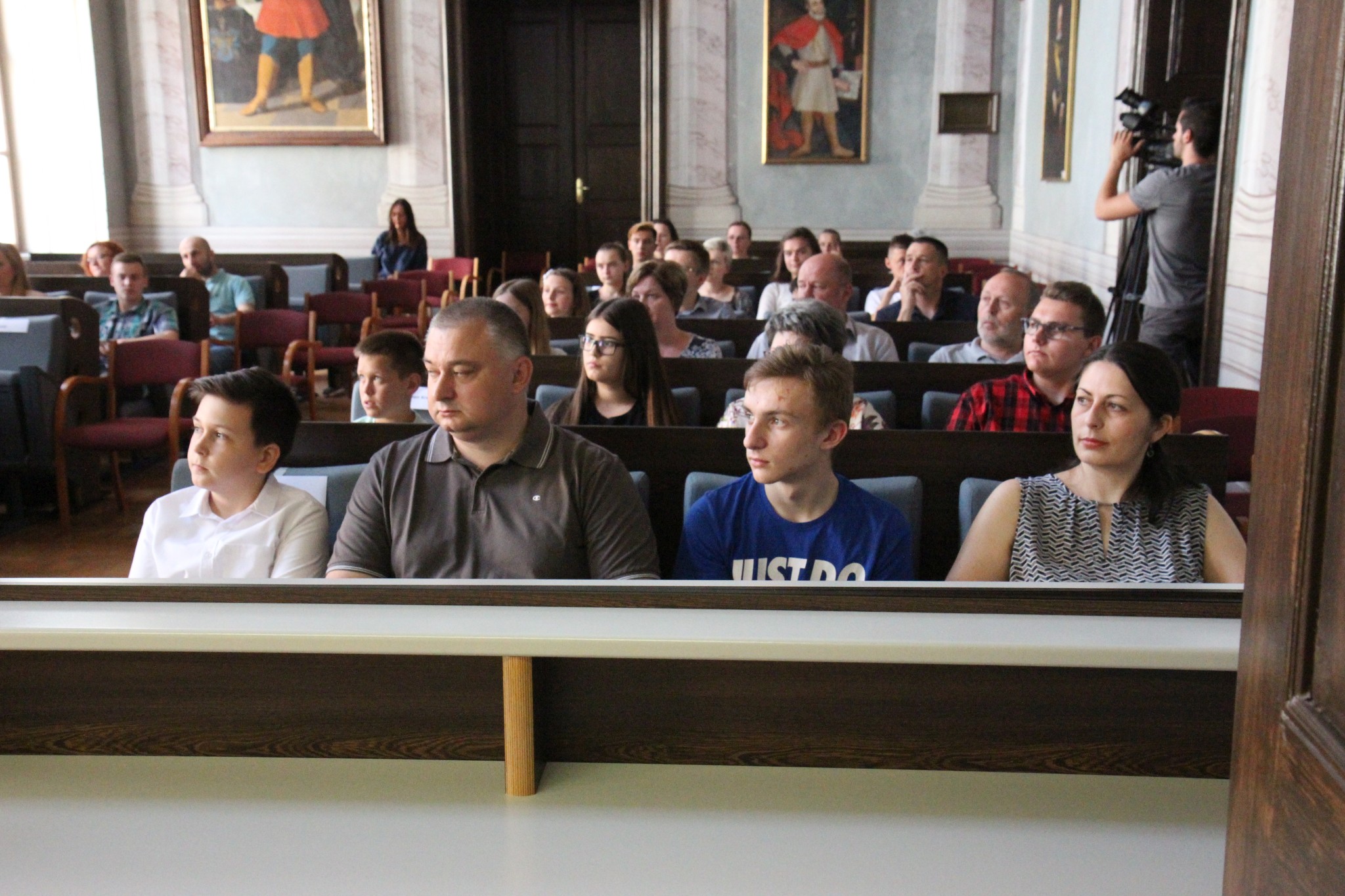 Image 3683903 (auto)