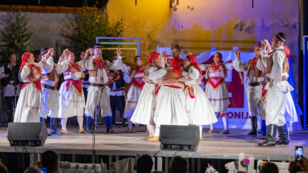 Image 5834287 (auto)