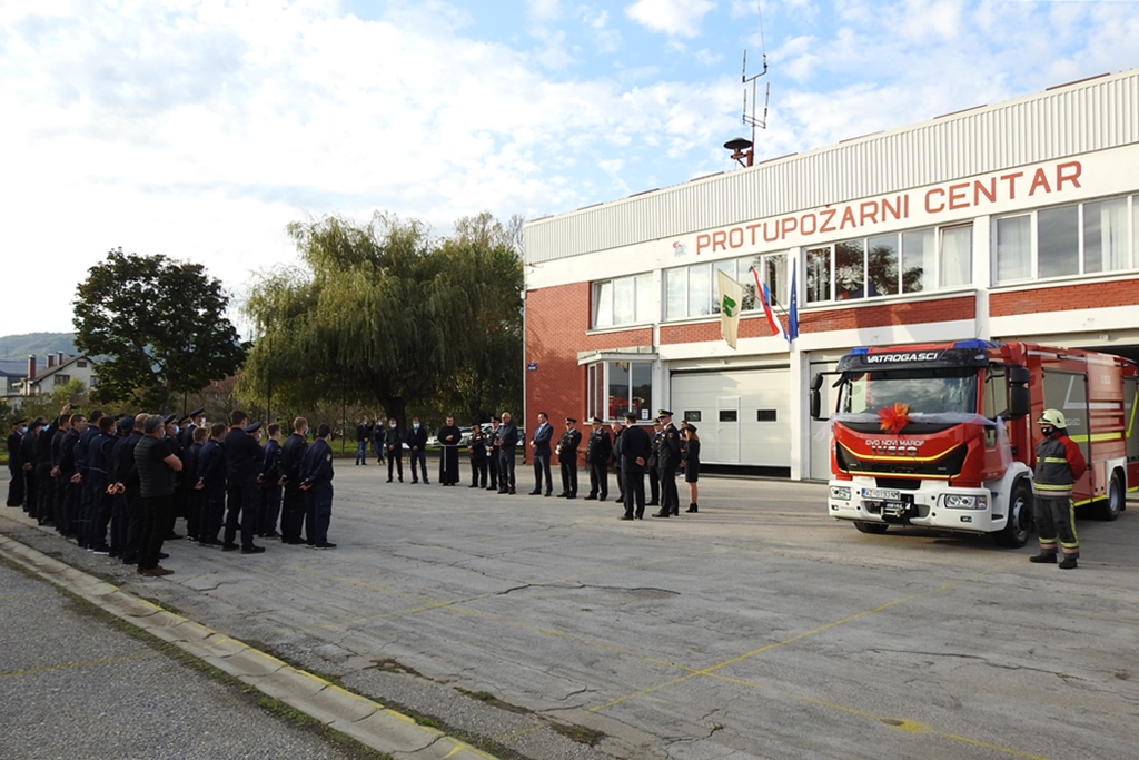 Image 4675372 (auto)