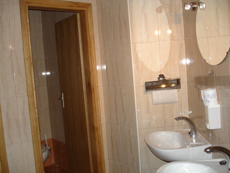 9935985235721210432841733290444