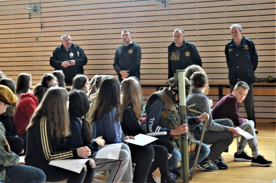 Image 3651233 (auto)