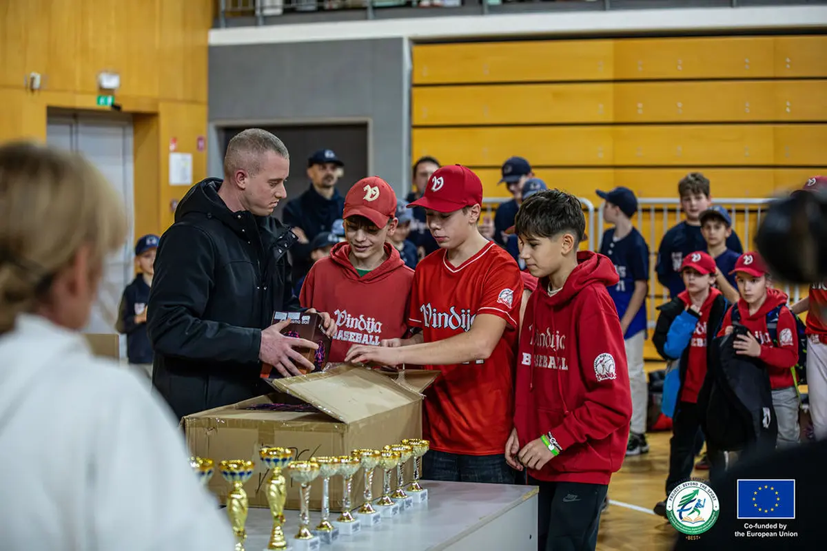 baseball klub vindija dvoransko lju 11