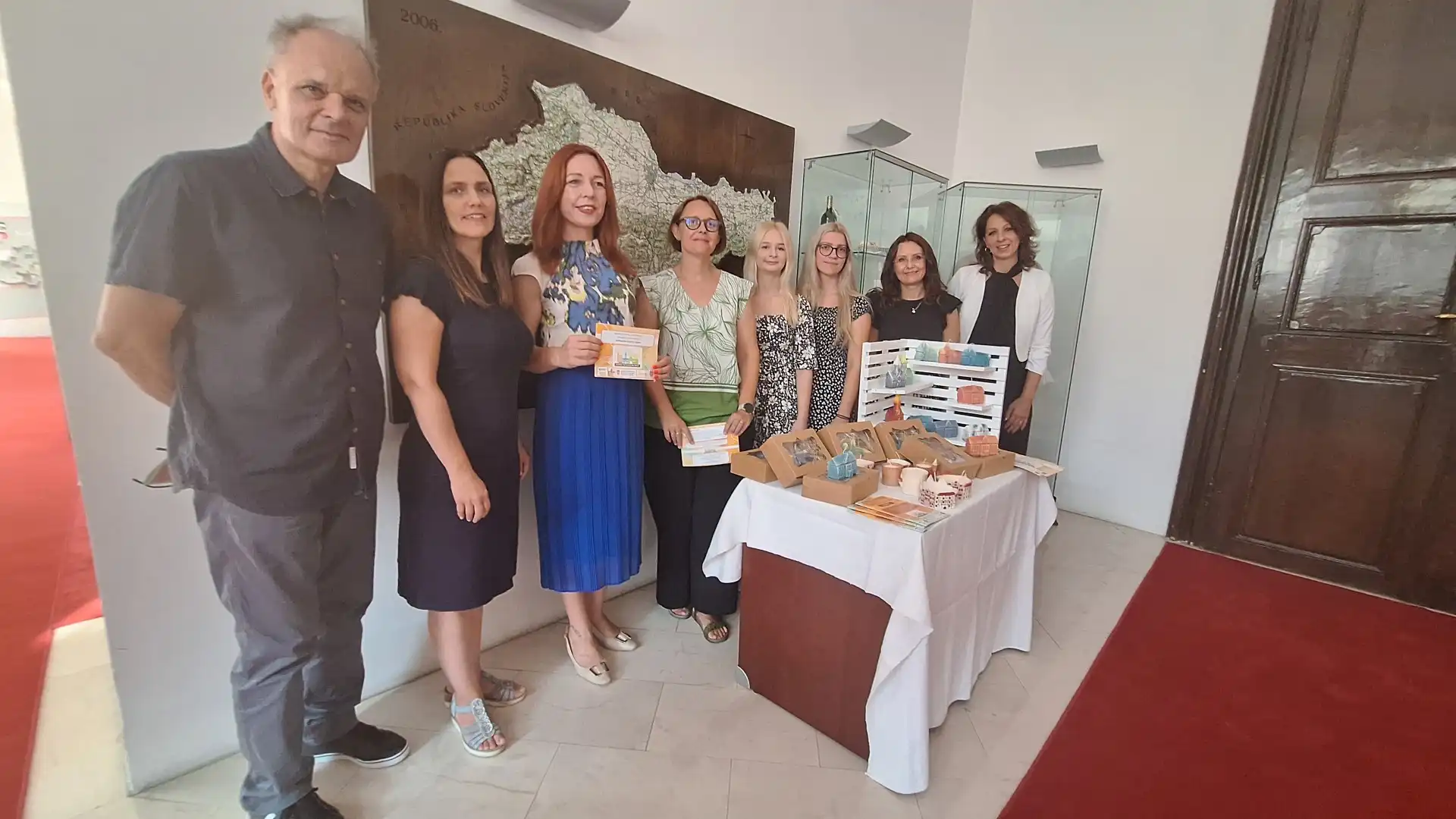 bastina_pod_svjetlima_grada_suvenir_svijece_zavrsna_konferencija_kolovoz_2024 (4)