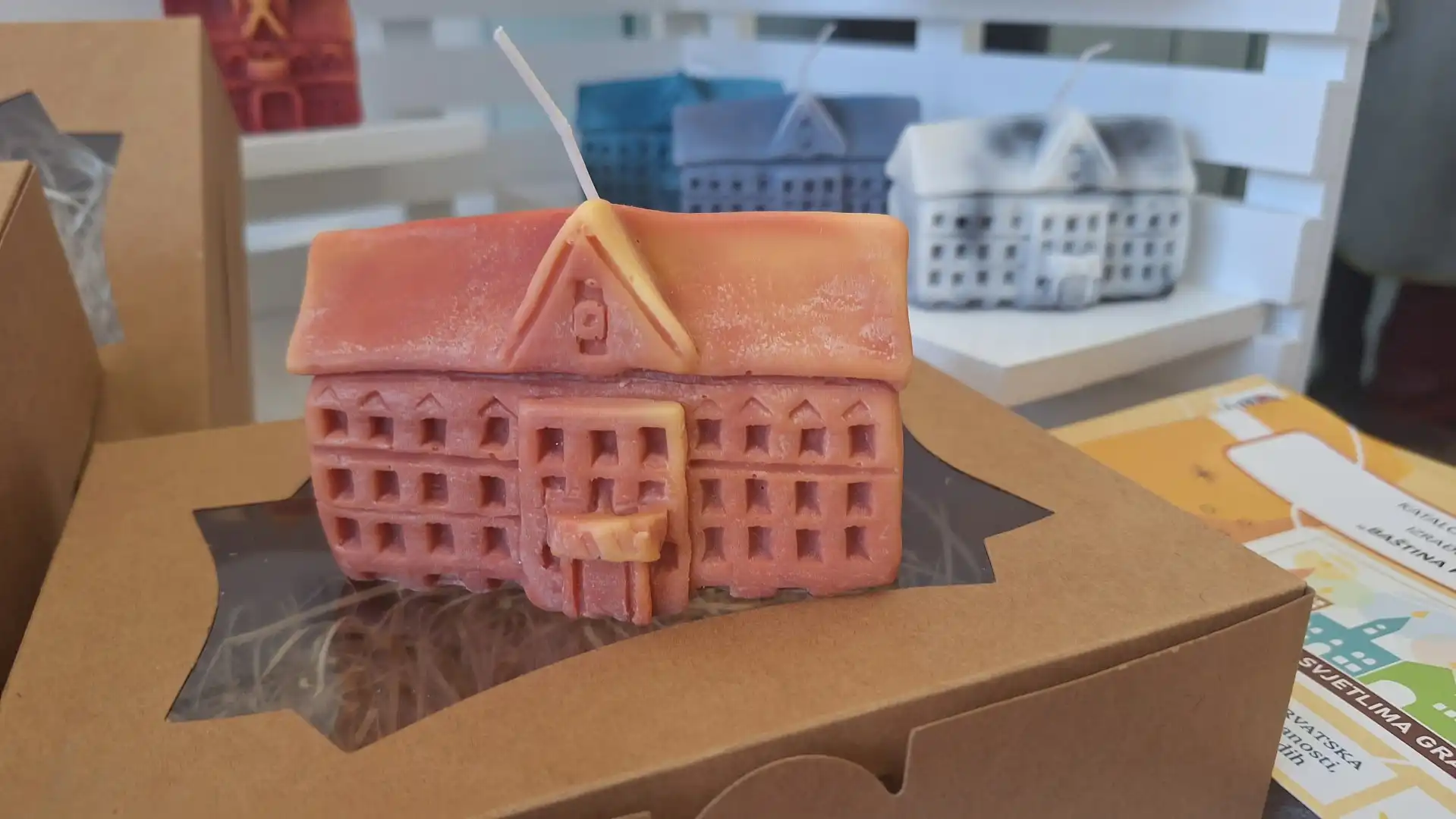 bastina_pod_svjetlima_grada_suvenir_svijece_zavrsna_konferencija_kolovoz_2024 (7)