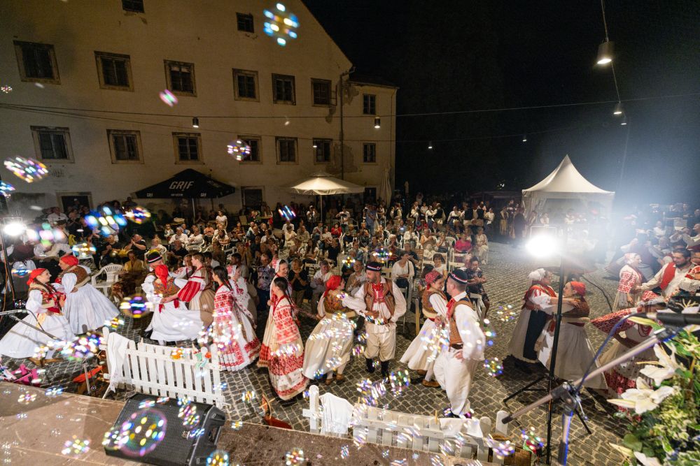 Image 5834313 (auto)