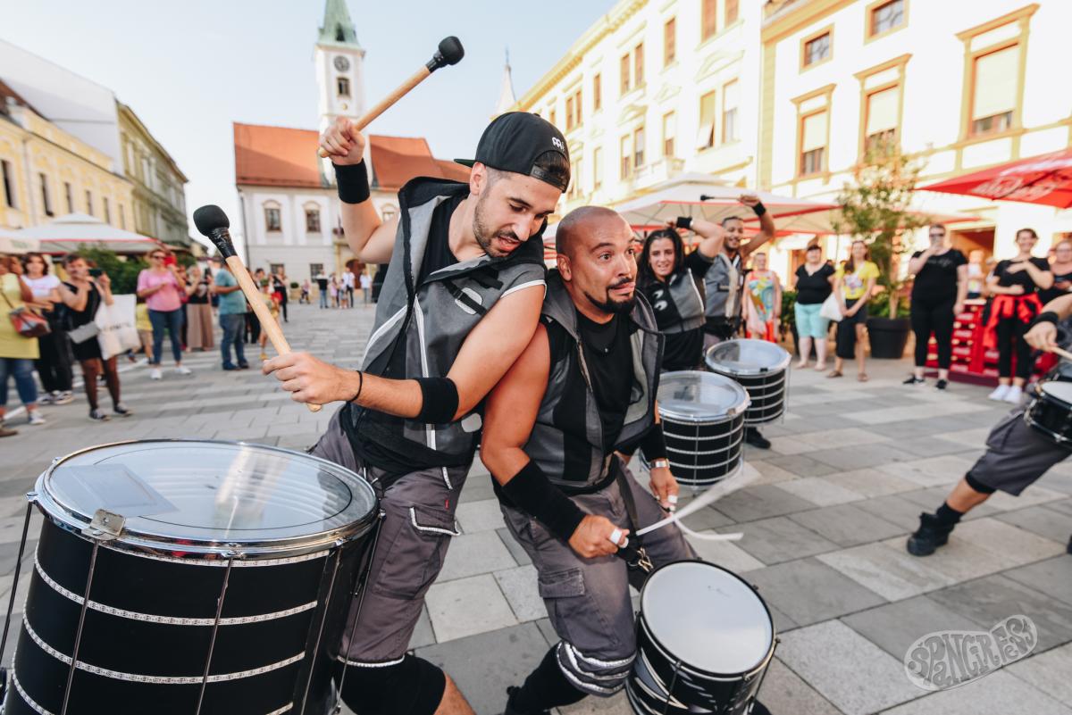 Image 5456040 (auto)