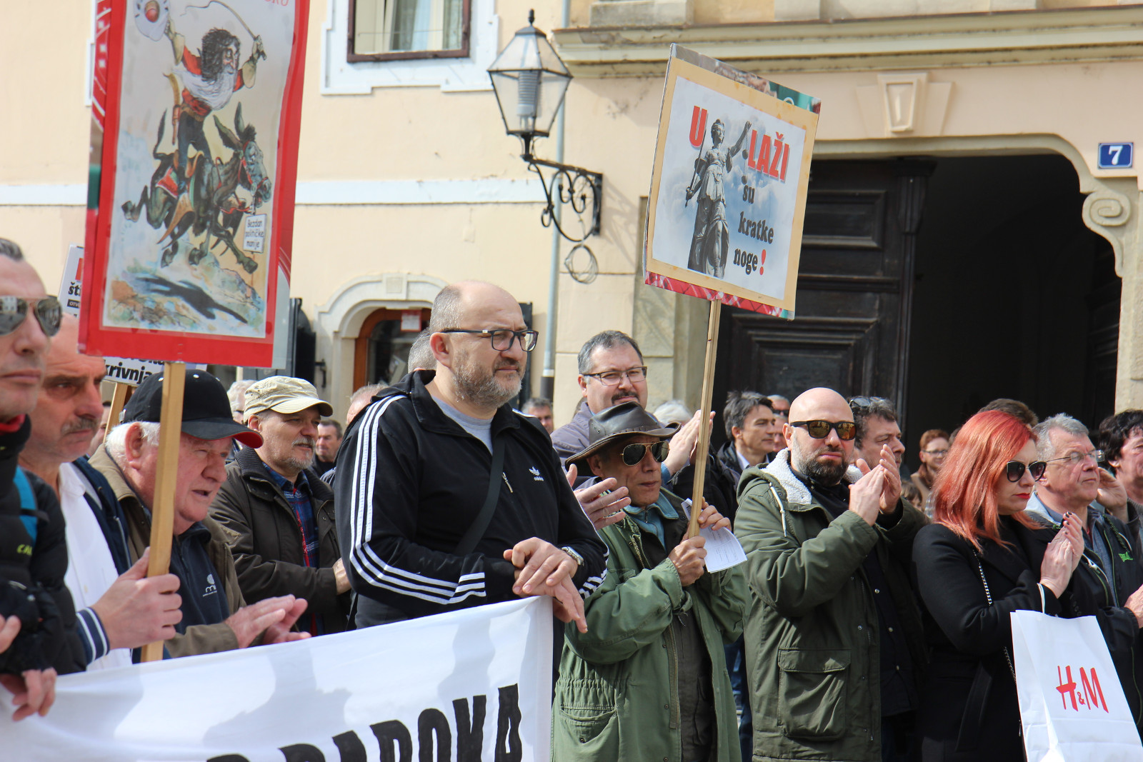 Prosvjed ‘Istinom protiv laži’ Prosvjed ‘Istinom protiv laži’