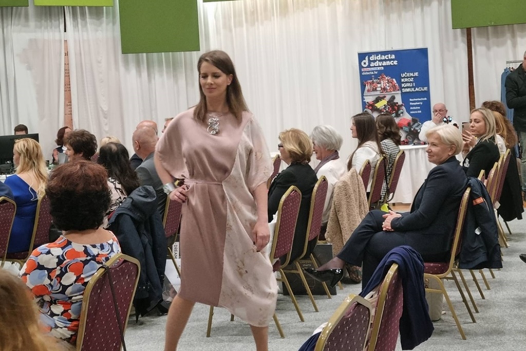 Image 5689061 (auto)