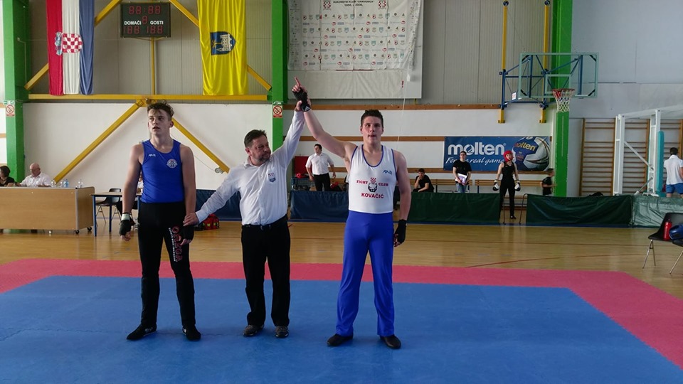 Image 3651065 (auto)