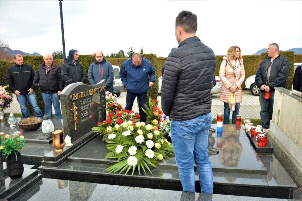 Image 4112569 (auto)